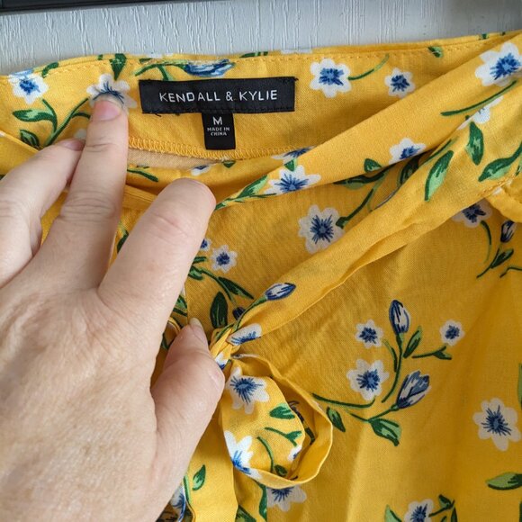 PacSun NWT Kendall & Kylie Floral Shorts Sz M - Picture 4 of 8